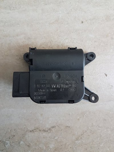 Motoras clapete aeroterma 1k0907511 vw tiguan 2008