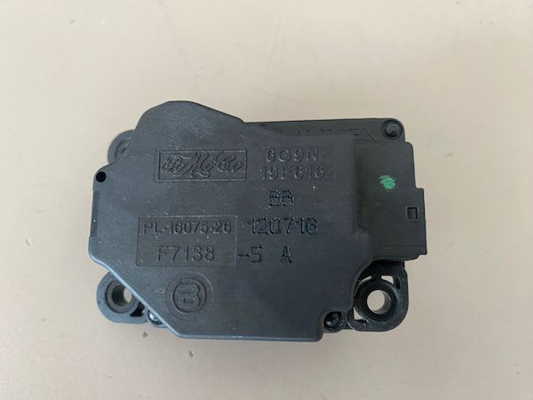 Motoras clima aeroterma Volvo V60 S60 XC60 XC70 2014+ PL4607526, 6G9N-19E616