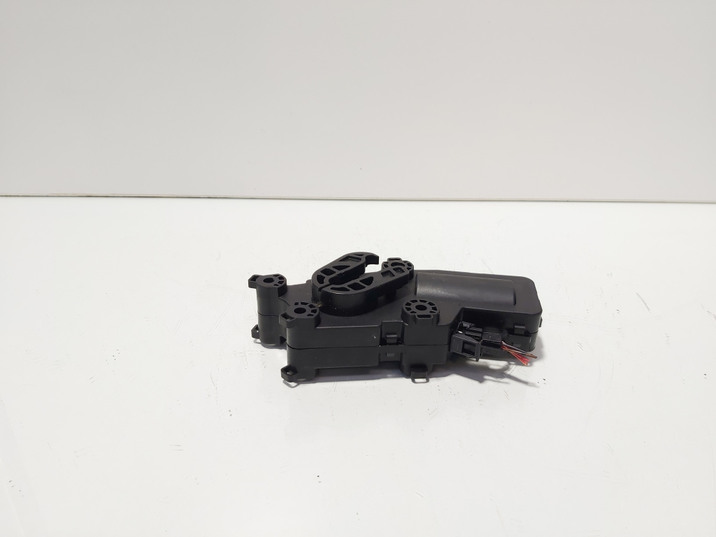 Motoras deschidere haion stanga, cod 3T0827299C, Skoda Superb II (3T4) (id:678710)