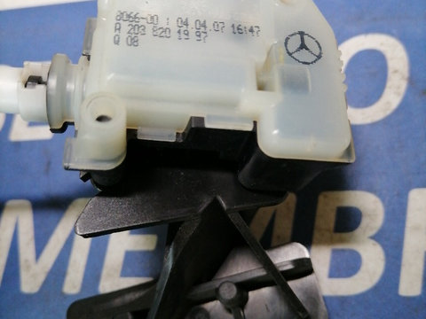 Motoras deschidere rezervor Mercedes A2038201997