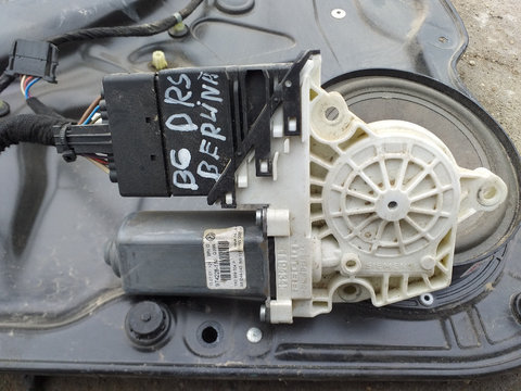 Motoras Electrica Dreapta Spate Vw passat b6 , golf 5 , Cod : 1k0959704p
