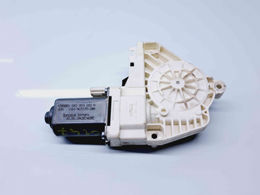 Motoras geam dreapta fata Audi A5 Sportback (8TA) [Fabr 2009-2015] 8K0959802A