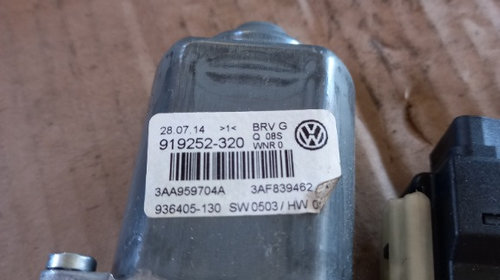 Motoras geam dreapta spate VW Passat B7 