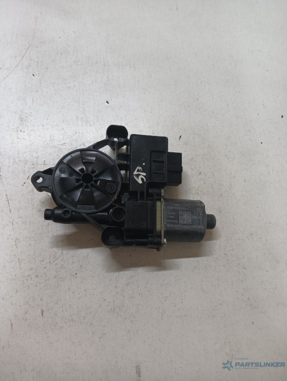 Motoras geam pivotant stanga spate VOLKSWAGEN TIGUAN 5N_ 2007 - > 5q0959811