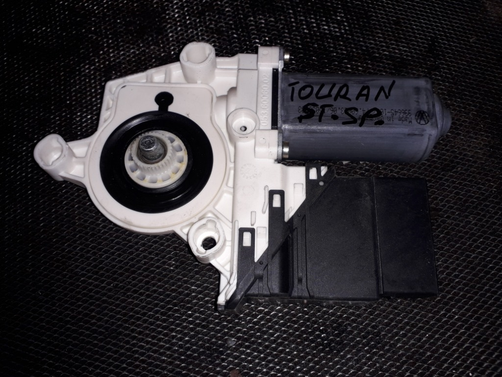 Motoras Geam Stanga Spate VW Touran, negru, volan 