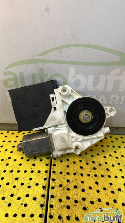Motoras Macara Audi A3 (8P): 2003-2012 oricare 0130822263