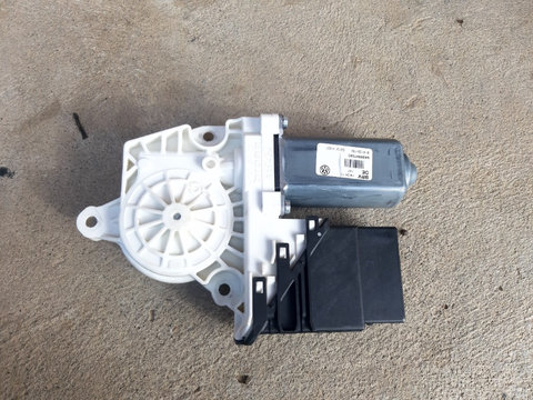 Motoras macara cu stanga spate VW GOLF 6 cod 5K0959794