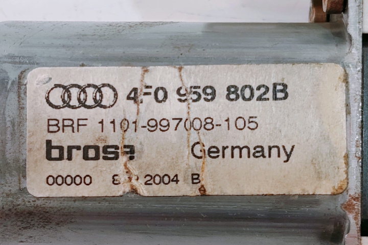 Motoras Macara Dreapta Fata 4F0959802B A