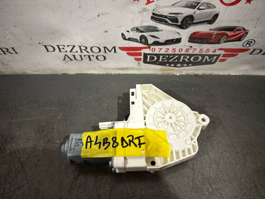 Motoras macara dreapta fata 8K0959802A A