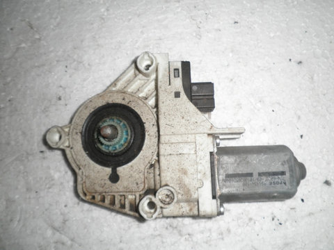 Motoras Macara Dreapta Fata Audi Q5 8k0959802