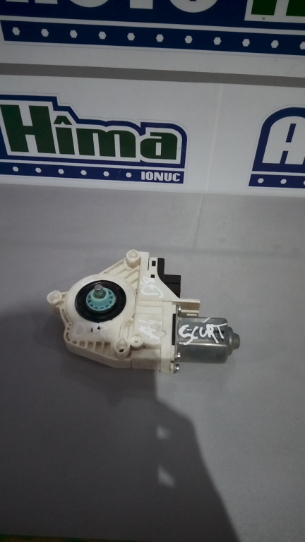 Motoras macara dreapta spate 8K0959812 Audi A4 B8 