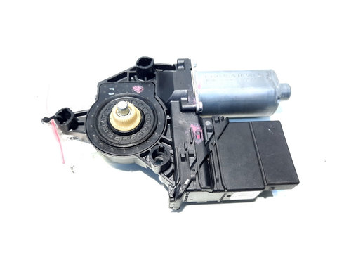 Motoras macara dreapta spate, cod 5K0959704D, Vw Golf 6 (5K1) (id:490639)