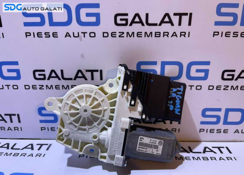Motoras Macara Electrica Usa Portiera Dreapta Spate VW Tiguan 2008 - 2011 Cod 5N0959704 1K0959795E