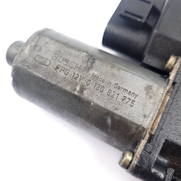Motoras Macara Fata,stanga Audi A6 (4B, 