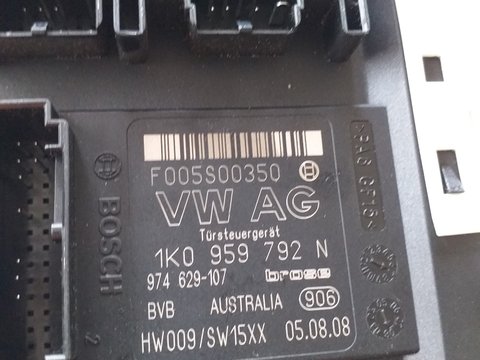 Motoras macara geam dreapta fata VW Passat B6 cod:1K0959702AC 1K0959792N