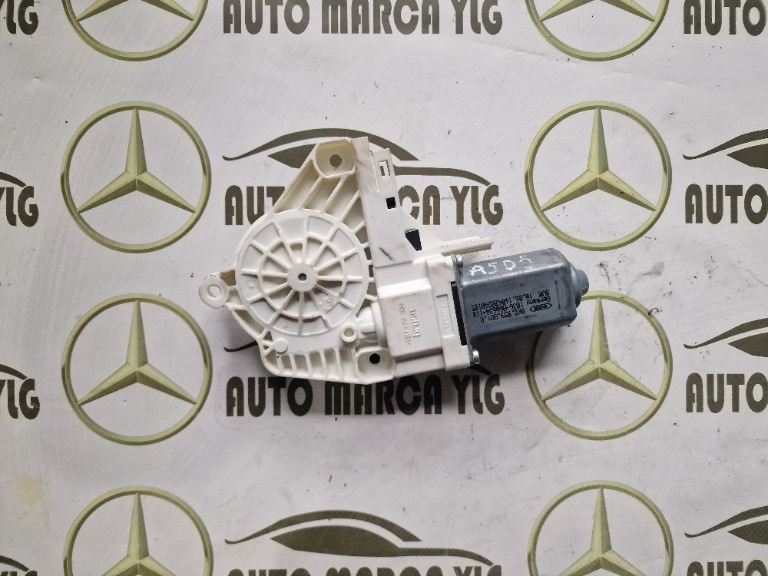Motoras macara geam dreapta spate Audi A5 cod 8k09