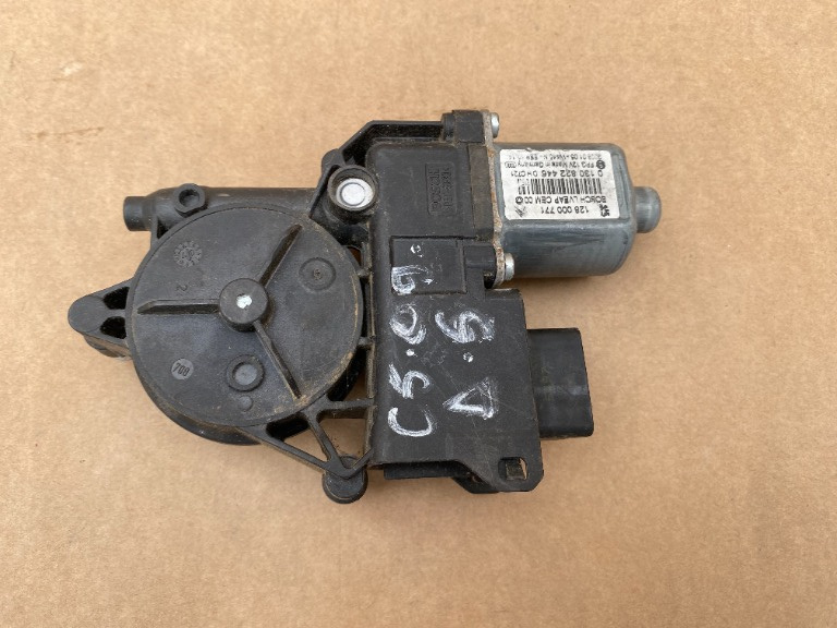 Motoras macara geam dreapta spate Citroen C5 12800