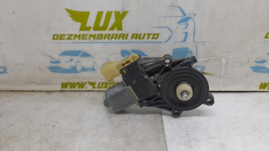 Motoras macara geam stanga fata 0130822618 Ford Fiesta 6 [facelift] [2013 - 2020]