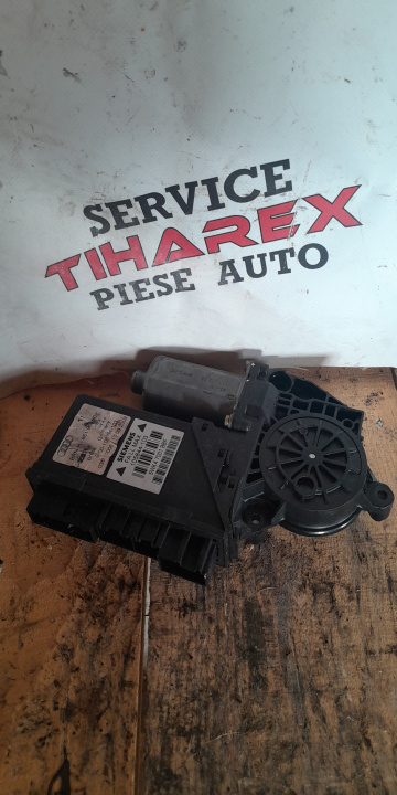 Motoras macara geam stanga fata 8E1 958 801 Audi A4 B6 [2000 - 2005] Avant wagon 5-usi