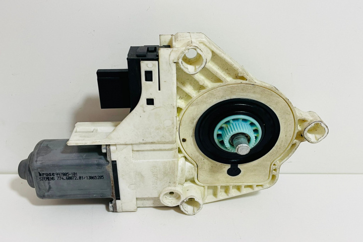 Motoras macara geam stanga spate Siemens 1101997001105/4F09598801A Audi A6 4F/C6 [2004 - 2008]