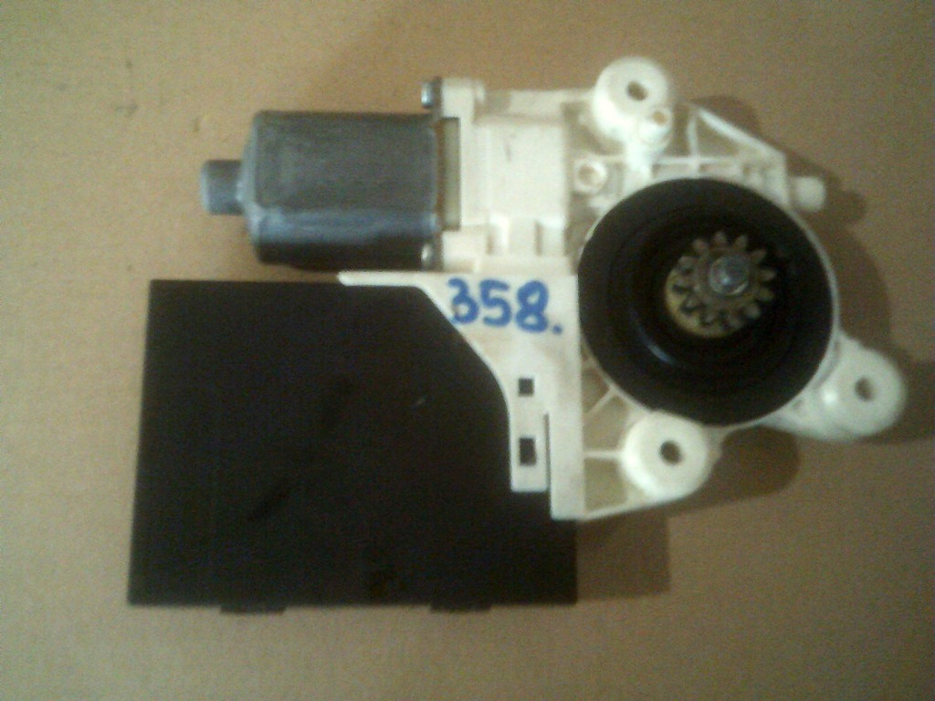 Motoras macara geam usa fata dreapta Ford Focus 2, 981406-110, 5WK11572K