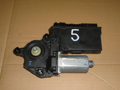 Motoras macara geam usa spate dreapta Audi A4 B7, 8E0959802E,0130821766,5WK49205
