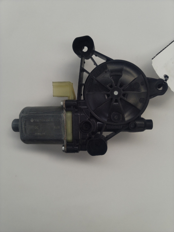 Motoras macara geam usa stanga fata Audi A3 Sportback an 2016 cod piesa 5Q0959802B