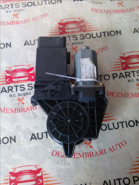 Motoras macara geam usa stanga fata VOLKSWAGEN PASSAT B5.5