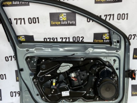 Motoras macara geam usa stanga fata Vw Passat B6 1.6 TDI cod motor CAY combi an 2010