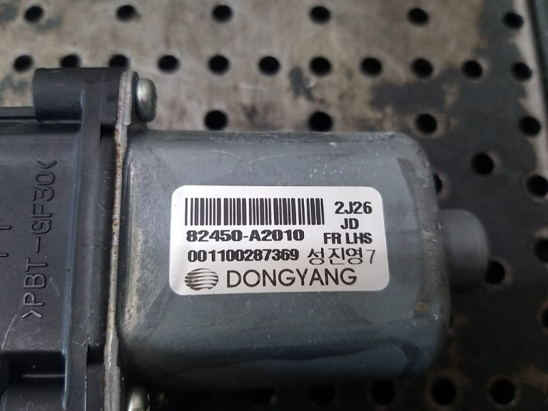 Motoras macara stanga fata kia ceed 2 82