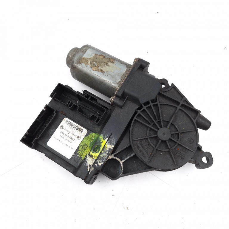 Motoras Macara Stanga,fata VW GOLF 5 2003 - 2009 1K0959793C, 1K0-959-793-C, 05074611, 632731, 632728