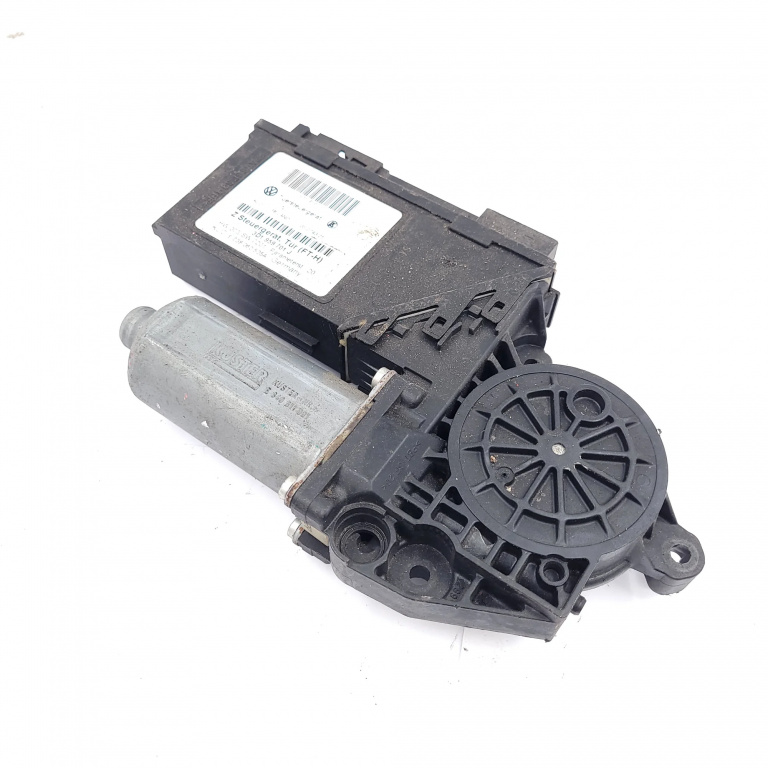 Motoras Macara Stanga,fata VW PHAETON (3D) 2002 - 2016 3D1959701J, E038060505A, 43210302