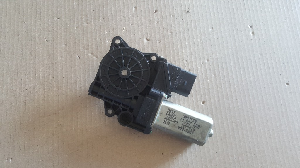 Motoras macara stanga spate, Bmw seria 3 E90, cod 