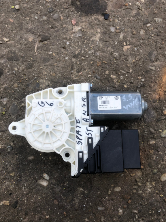 Motoras macara stanga spate vw golf 6 hatchback