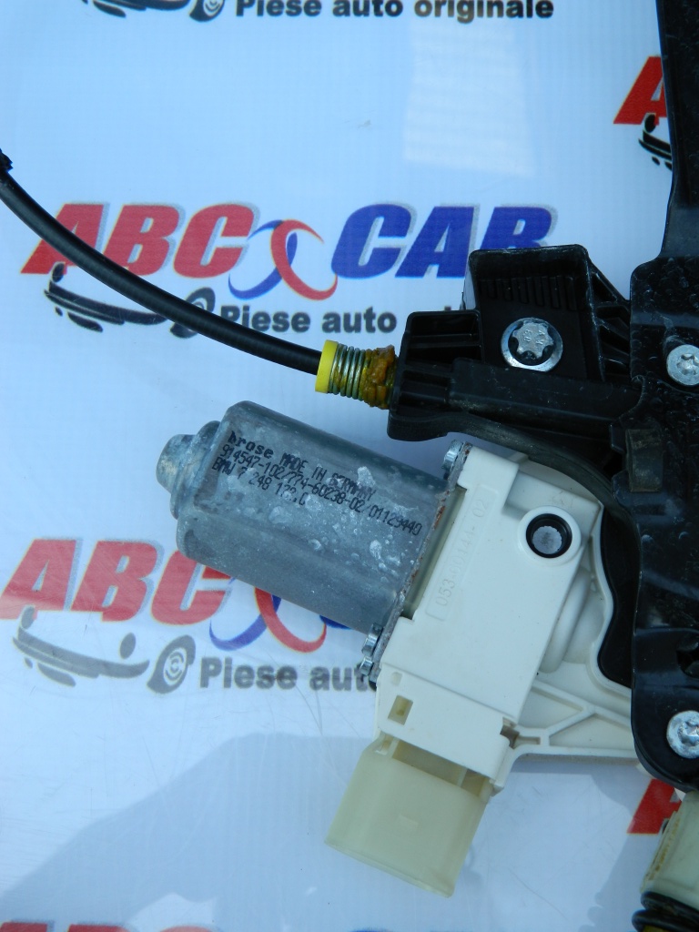 Motoras macara usa dreapta fata BMW Seria 5 F10/F11 2011-2016 Cod: 7248172C