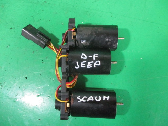 MOTORAS / Motoras SCAUN ELECTRIC DREAPTA FATA JEEP CHEROKEE KJ FAB. 2001 - 2008 ⭐⭐⭐⭐⭐