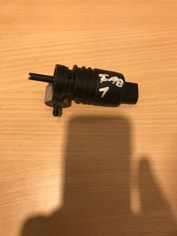 Motoras pompita vas lichid parbriz skoda fabia 1 2001 - 2007