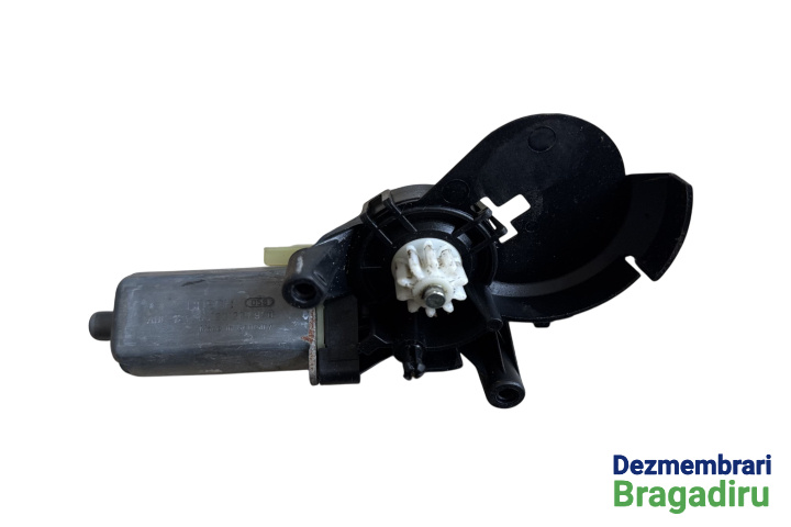Motoras reglaj scaun Cod: A2038202042 A2038202042 Mercedes-Benz C-Class W203/S203/CL203 [2000 - 2004] wagon 5-usi C 200 Kompressor AT (163 hp)