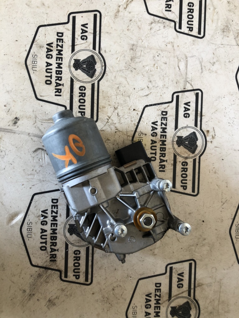 Motoras stergator dreapta fata 5M0955120B, Golf 5 Plus