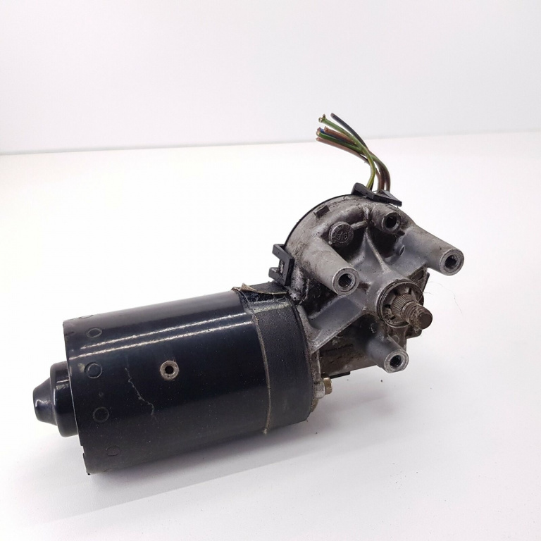 Motoras Stergator Audi A4 1995/01-2000/11 B5 110KW 150CP Cod 8D1955113A