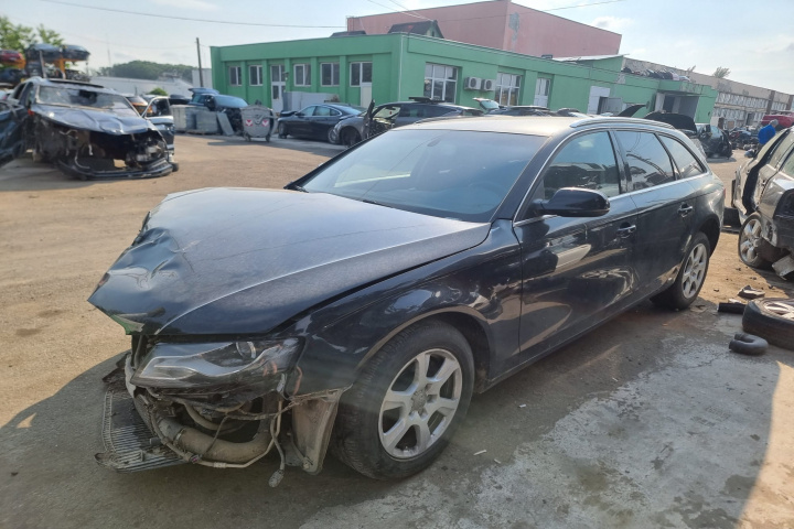 Motoras stergator Audi A4 B8 2010 avant 2.0