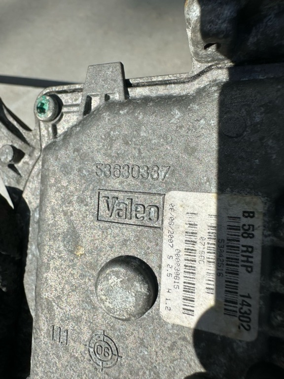 Motoras stergator fata Citroen C4 Picass