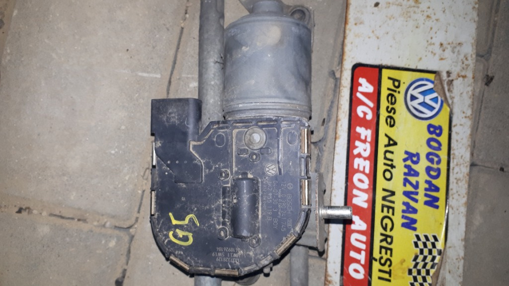 Motoras stergator golf 5 fata volan dreapta cod 1K