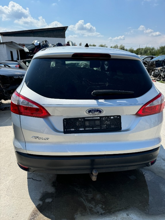 Motoras stergator haion Ford Focus 3 din 2012 Combi