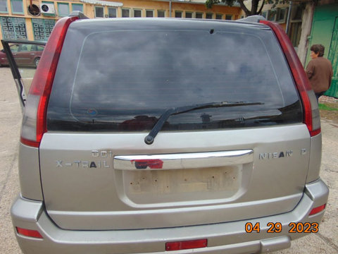 Motoras stergator haion Nissan X Trail t30 an 2001-2007 motoras luneta