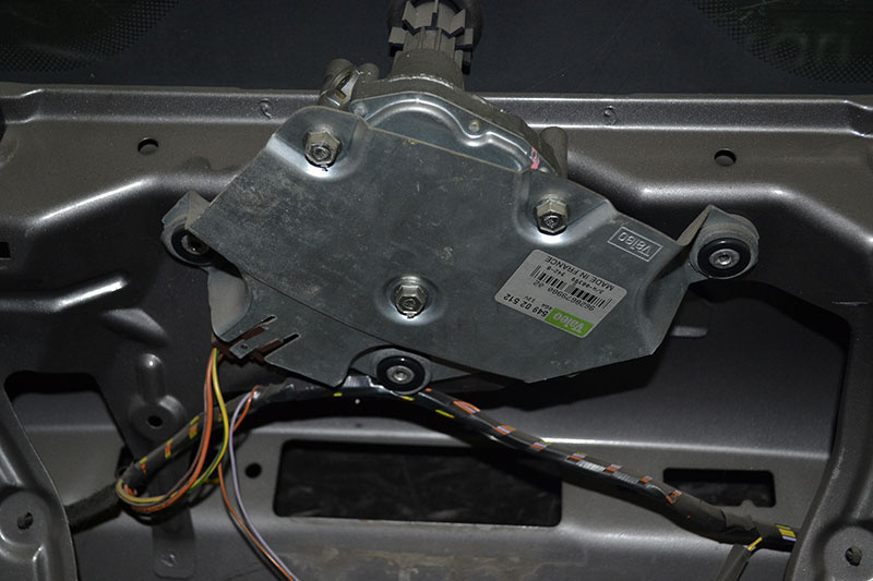 MOTORAS STERGATOR HAION PEUGEOT 206 1998