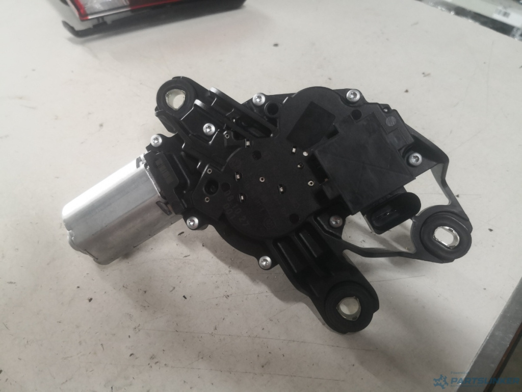 Motoras stergator haion VOLKSWAGEN GOLF VI (5K1) [ 2008 - 2013 ] OEM 5k6955711a