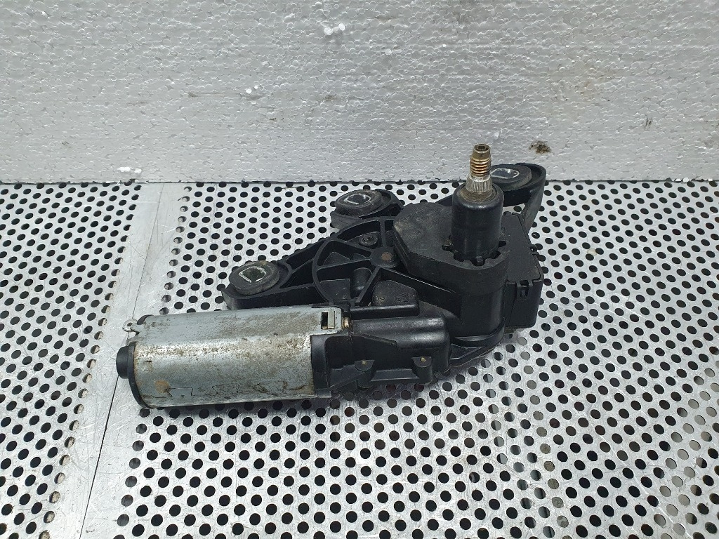 Motoras stergator luneta MERCEDES-BENZ C-CLASS T-Model II S203 2001 - 2007 2.2 C220  CDI OM 646.963 Valeo 404560 2038200542