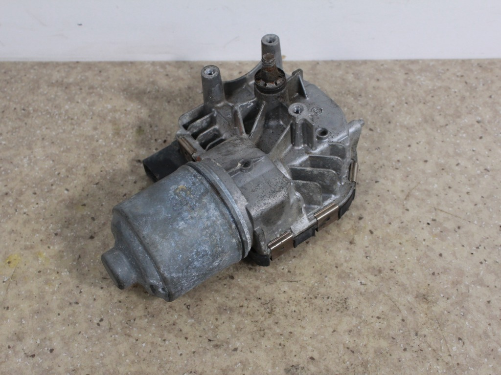 Motoras stergator parbriz,VW Golf5+.