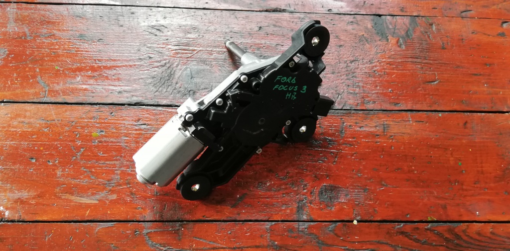 Motoras stergator spate Ford Focus 3 Hatchback an 2011 2012 2013 2014 cod BV61-17K441-AA